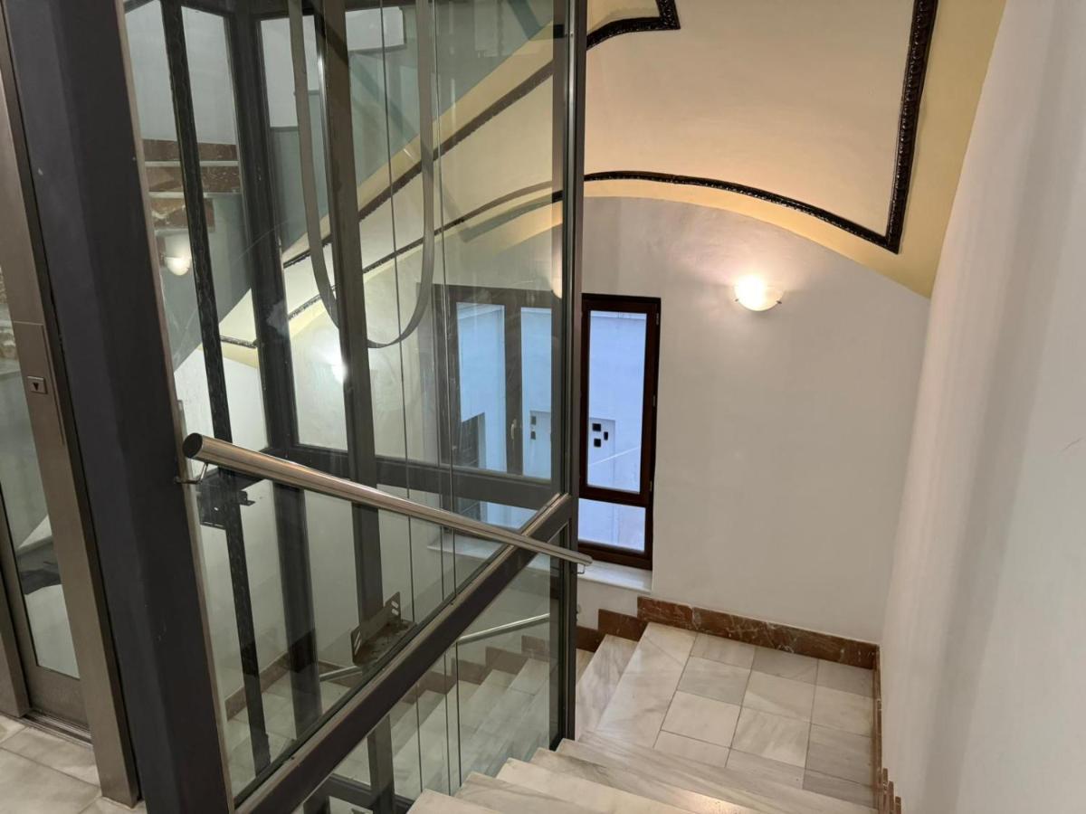 Mr Apartamentos Córdoba Eksteriør bilde